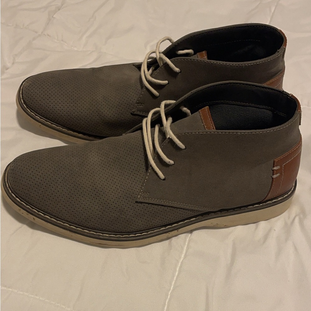 Men's dress shoes